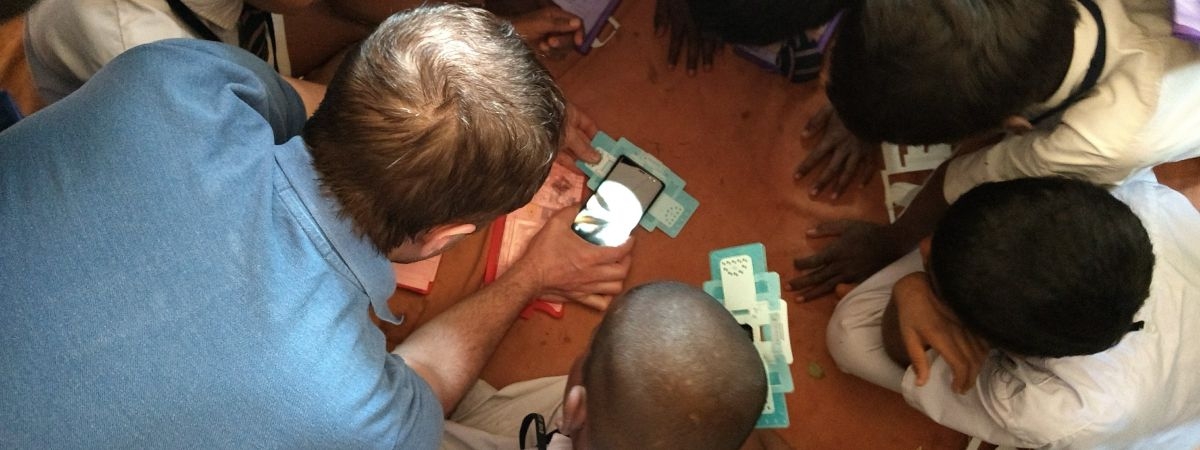 Magnify your curiosity through a Foldscope! 